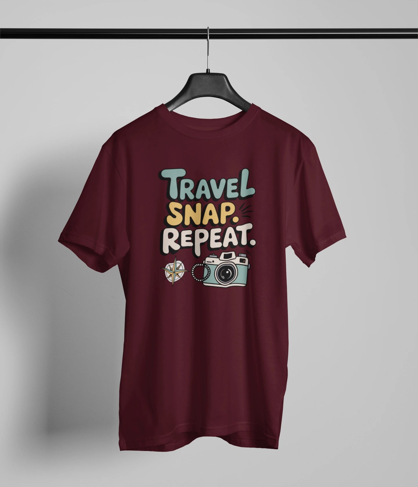 Travel snap repeat T-Shirt
