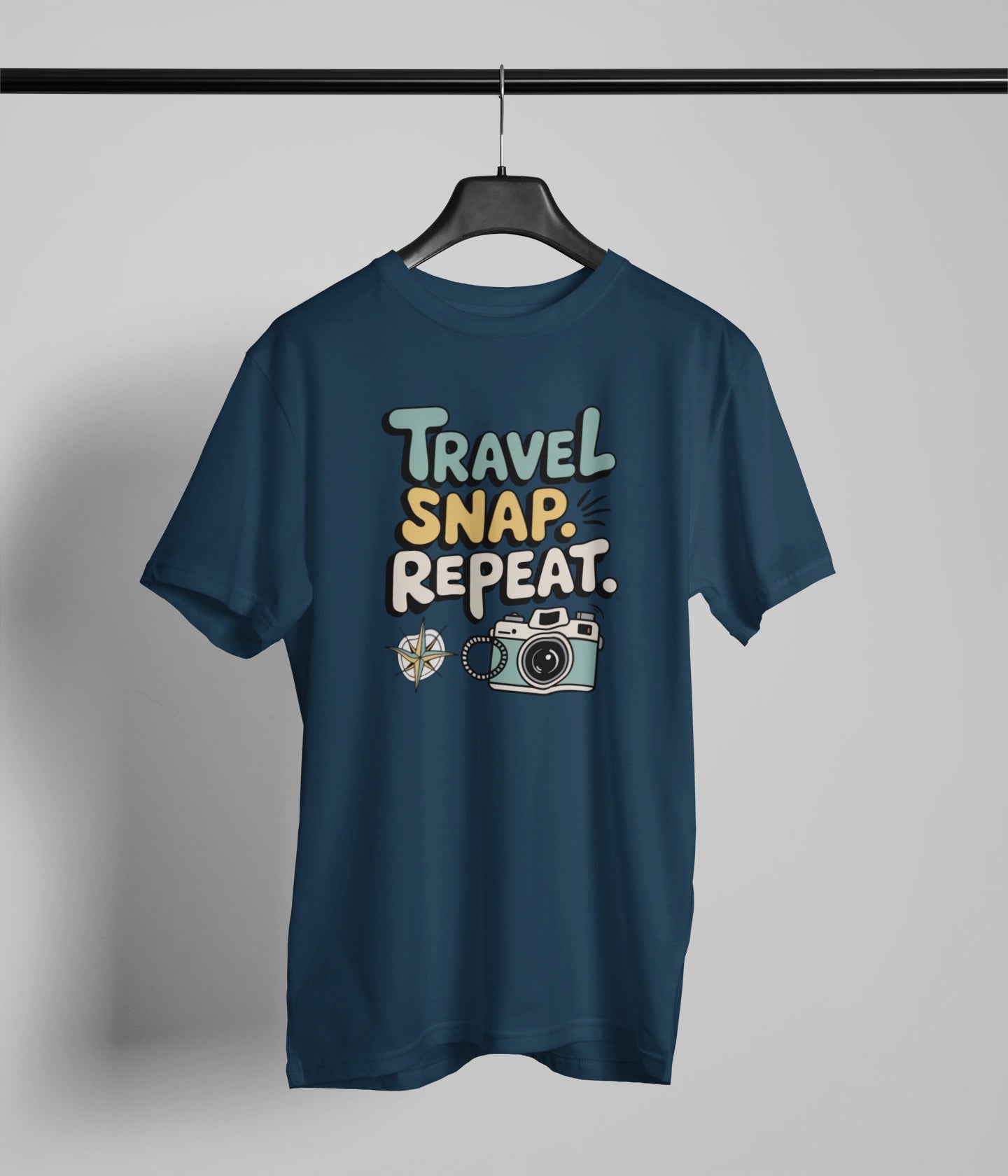 Travel snap repeat T-Shirt