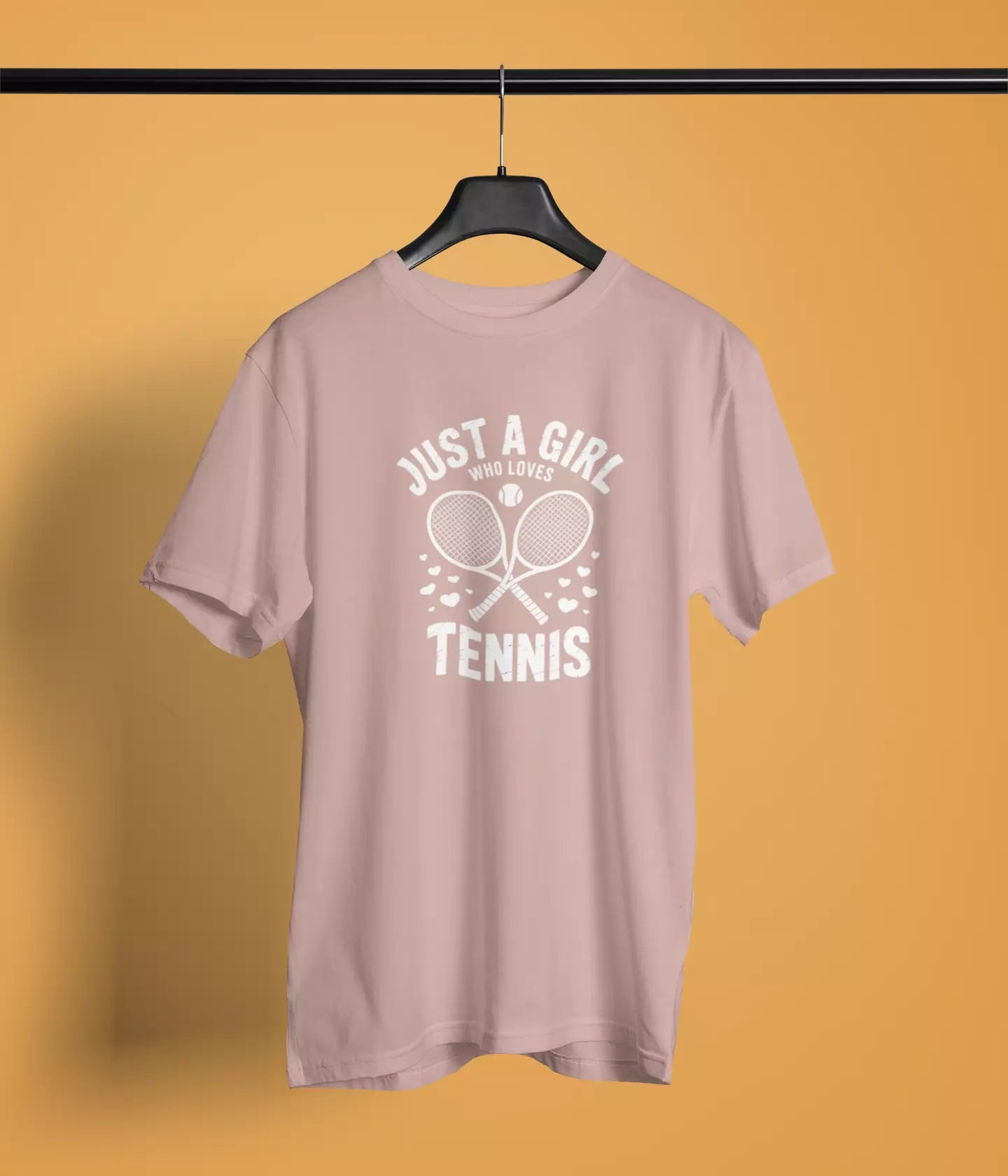 Just a girl who loves tennis - Tshirt