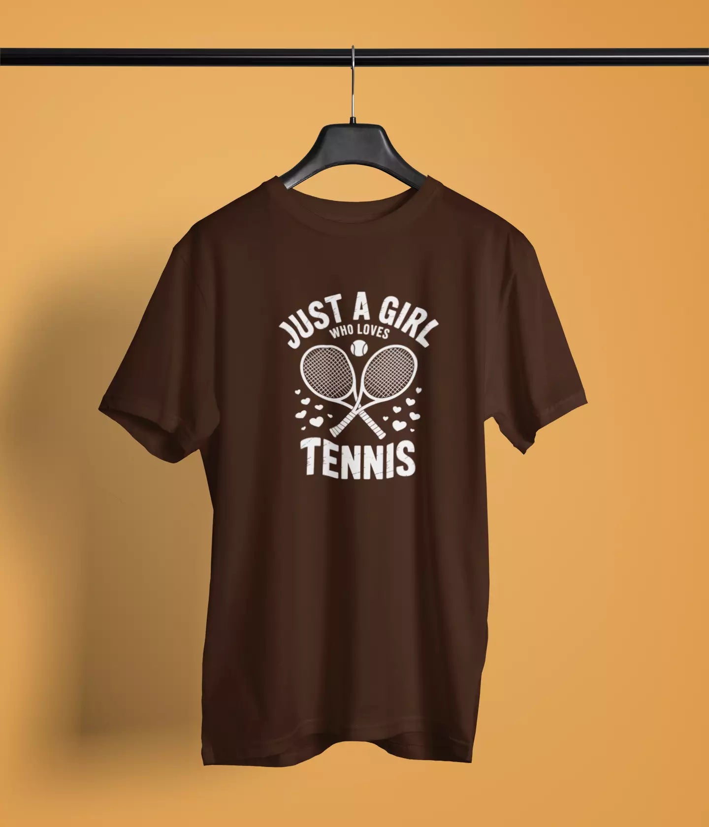 Just a girl who loves tennis - Tshirt